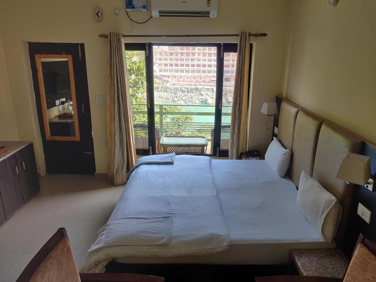 Kunwar Residency Otel Rishīkesh Oda fotoğraf